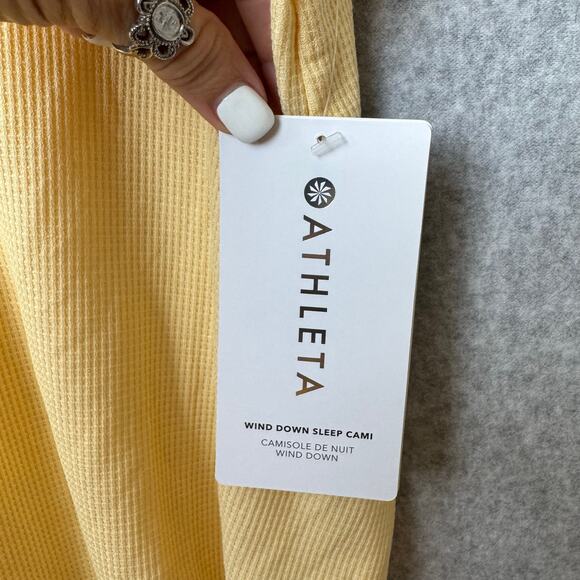 NWT Athleta Outfit Cami & Shorts Womens Small Wind Down Yellow Athleisure Lounge - Picture 4 of 13
